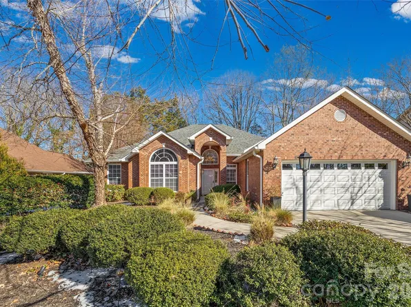 124 Zimmerman Dr, Fort Mill, SC 29708