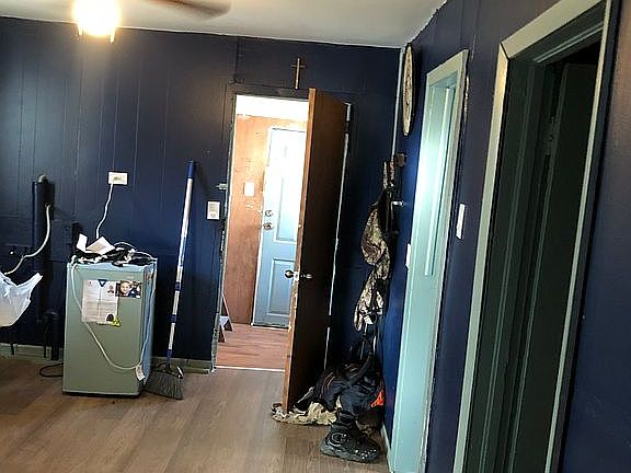 14th image of 23618 Tyler St
