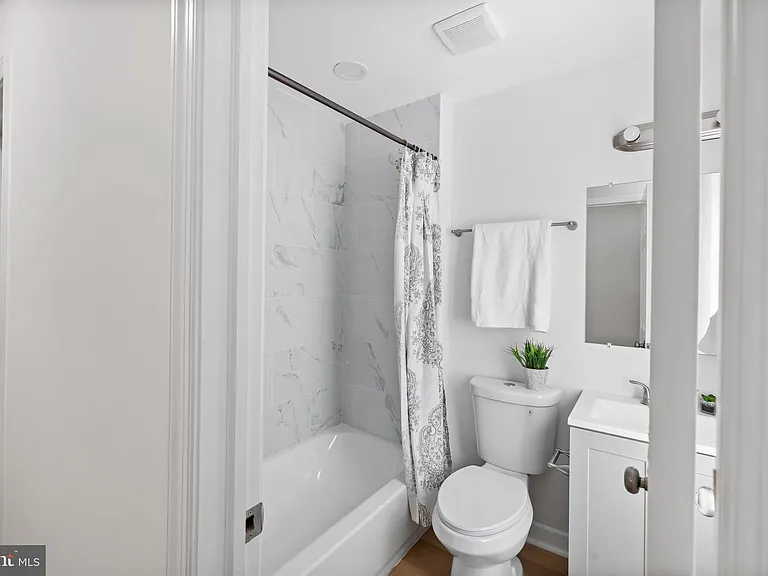 431 Whitridge Ave — Photo 13