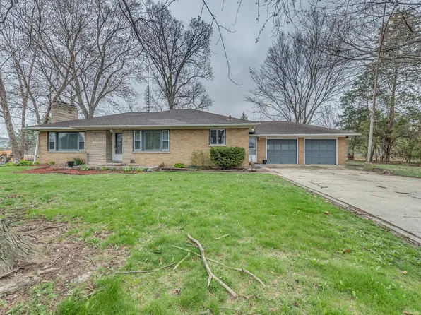 27W240 Bauer Rd, Naperville, IL 60563