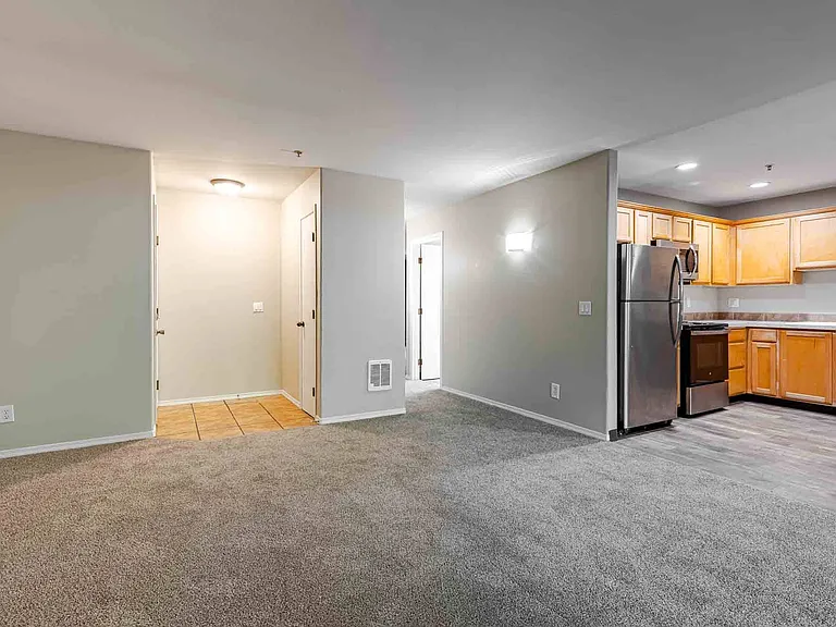 Aravia Apartments — Photo 14