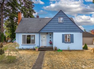 56 Oak Park Dr SW, Tacoma, WA