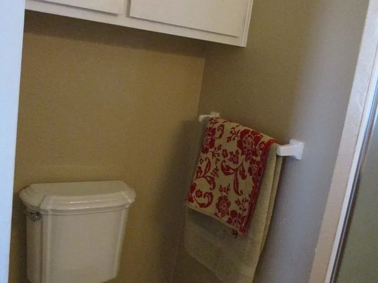 3700 Dauphine Ct — Photo 18