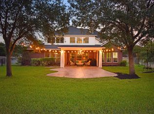 15723 Lake Loop Dr, Cypress, TX 77433