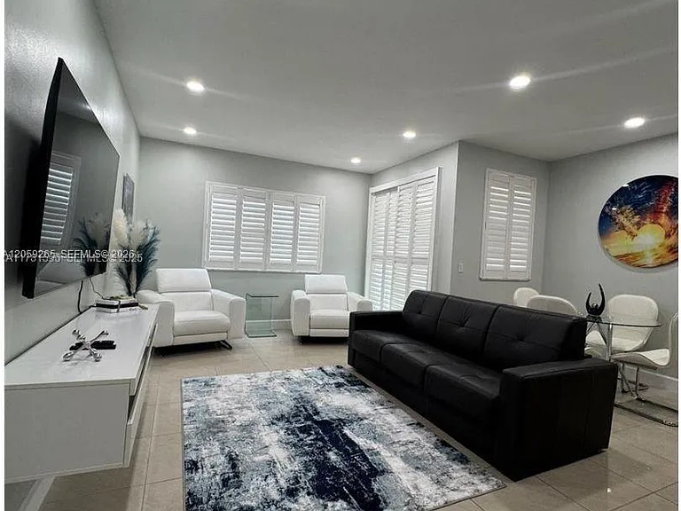 3105 NE 184th St #7102 — Photo 3