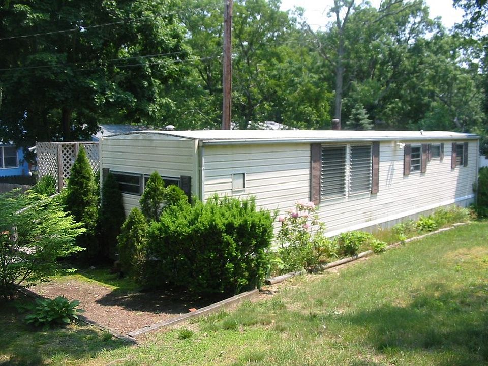 1st image of 18 Fanning Blvd