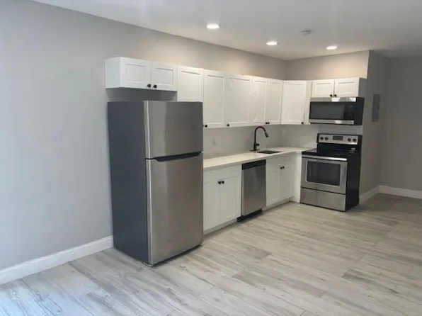 1651 NE 33rd St, Fort Lauderdale, FL 33334