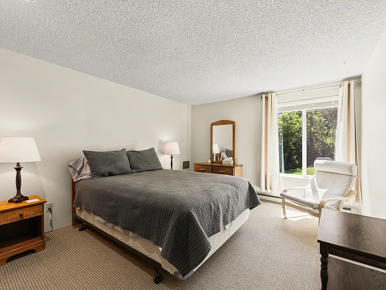 2822 Hager Ln #2B — Photo 14
