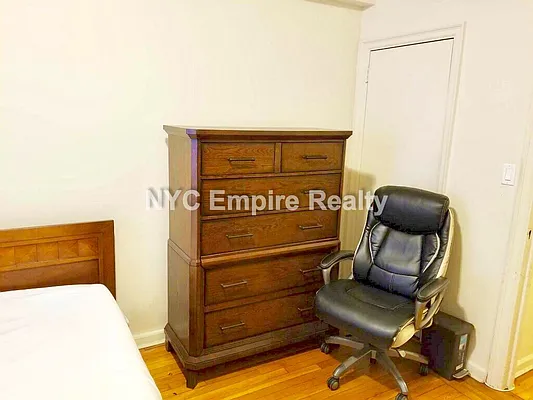 Rented by NYC Empire Realty Inc | media 5