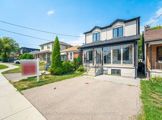96 Manitoba St, Toronto, ON M8Y1C9