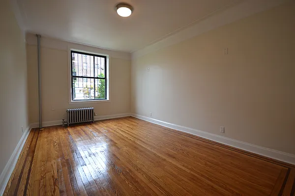 Rented by Silverstein Collection LLC  | media 16