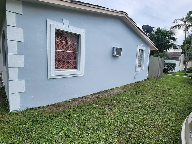 3386 Rudolph Rd — Photo 25