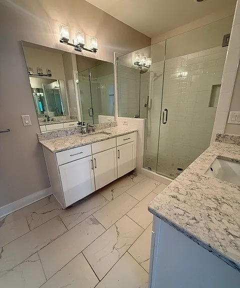 733 Taylor Ct NE — Photo 6