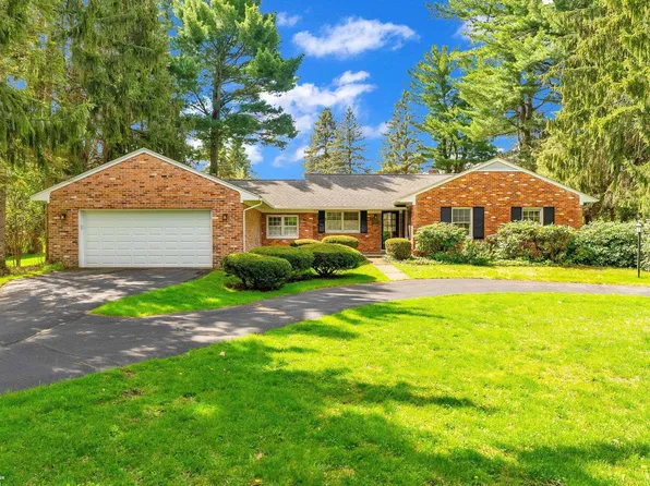 2865 Waldheim Dr, Port Huron, MI 48060