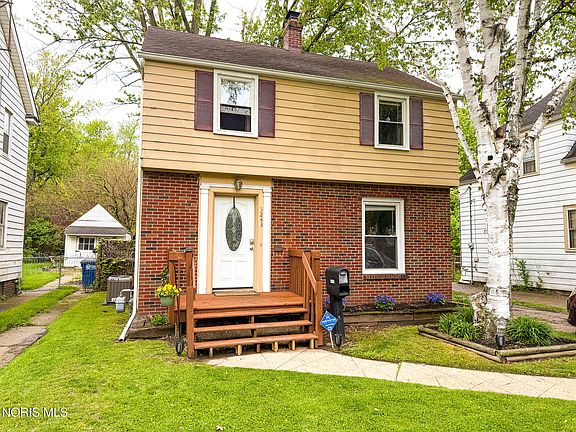 2nd image of 3243 Northwood Ave