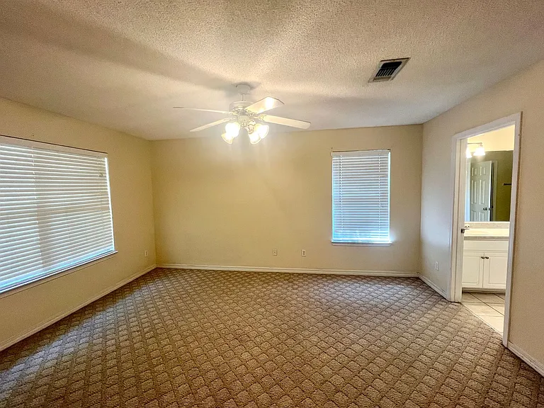 7350 Copter Ln — Photo 35