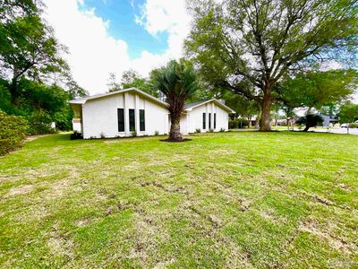 2430 Brookpark Rd, Pensacola, FL, 32534