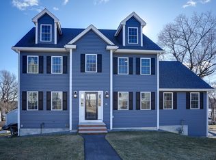 23 Peace St, Billerica, MA 01821