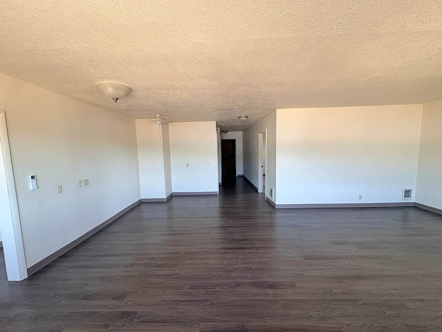 2 bed, 1800 sqft, $1,500 — Photo 4