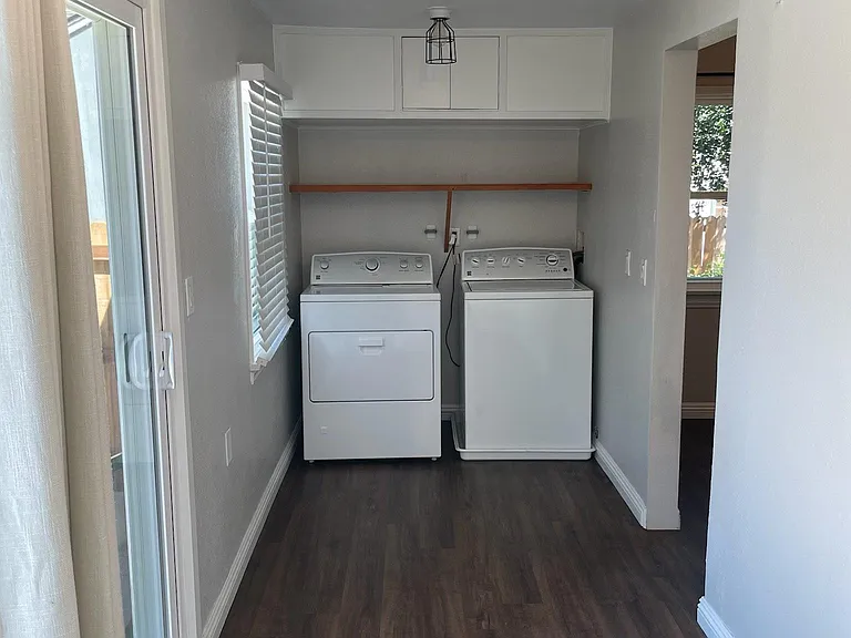 919 E High Ave #A — Photo 14