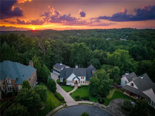 1080 Balmoral Ln, Roswell, GA 30075