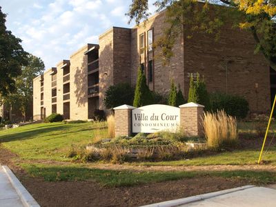 9002 W Lisbon AVENUE #208, Milwaukee, WI, 53222