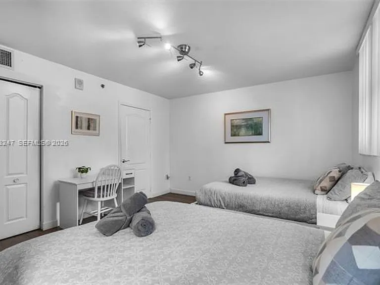 1200 Brickell Bay Dr #2915 — Photo 20