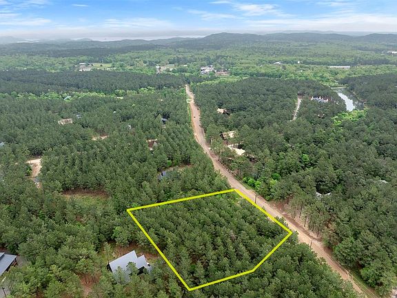 4th image of 561 Camp Ranch Rd #1