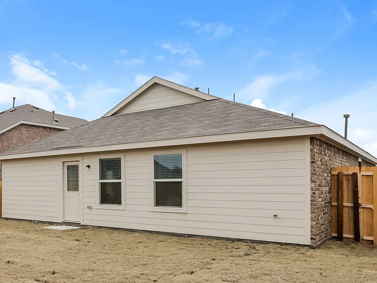 1149 Crestview Dr — Photo 19