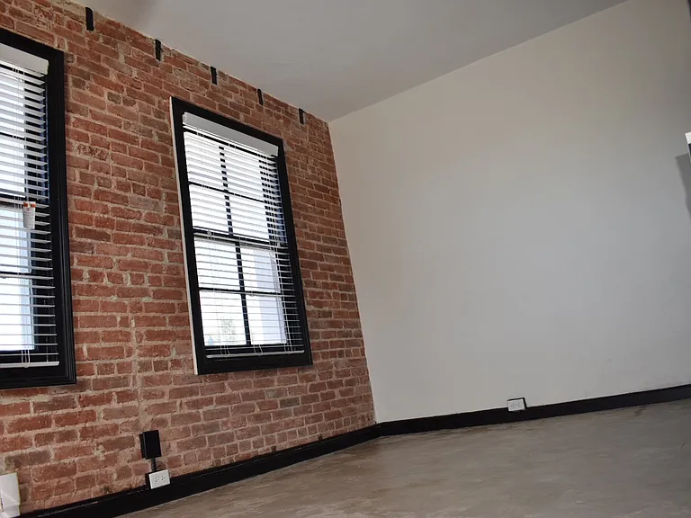 Kipling Apartments — Photo 25