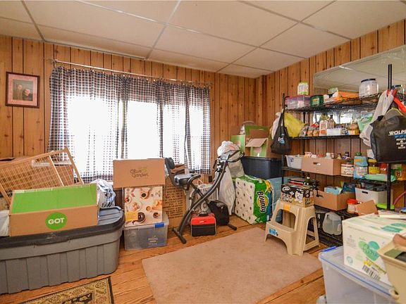 4th image of 52 Sitgreaves St