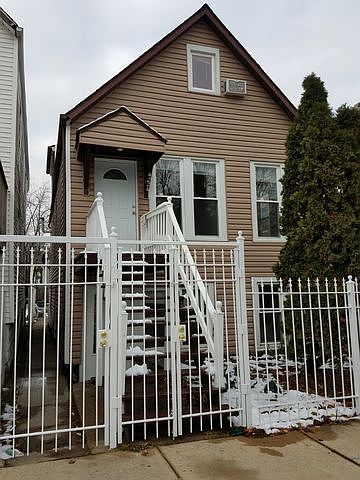 1st image of 4224 S Artesian Ave