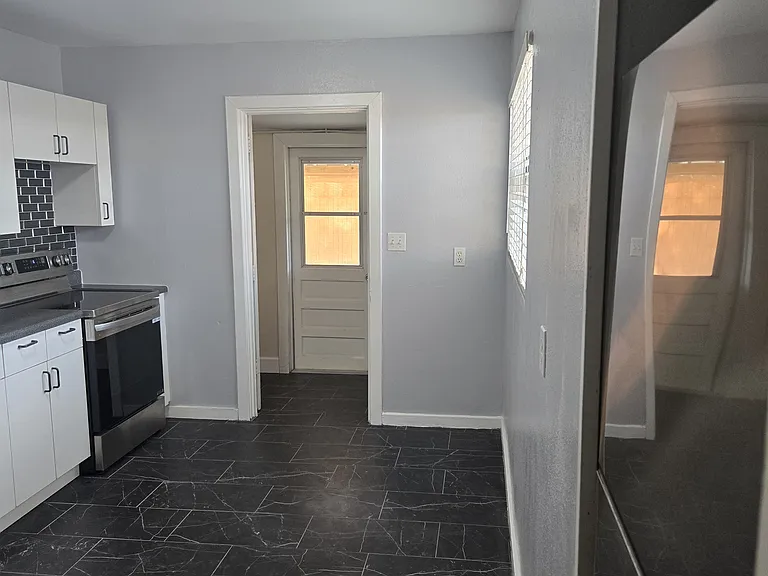 3620 S Hesperides St — Photo 25