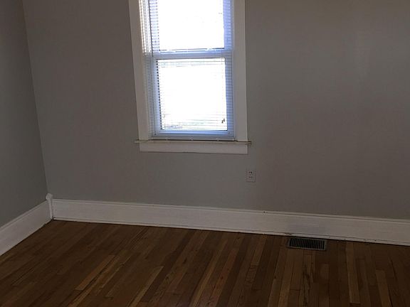 2nd image of 100 E Cady St APT 2