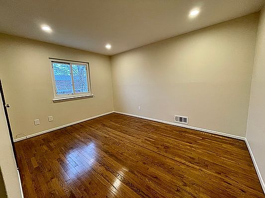 5th image of 159-37 92nd St #2