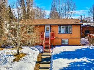 316 17th St, Kremmling, CO 80459