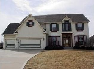2501 SW Winterview Rdg, Lees Summit, MO 64081