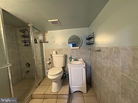 5th image of 2726 S 8th St