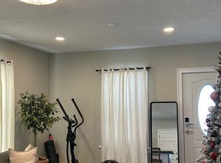 69 Clews St FLOOR 1, Pawtucket, RI 02861