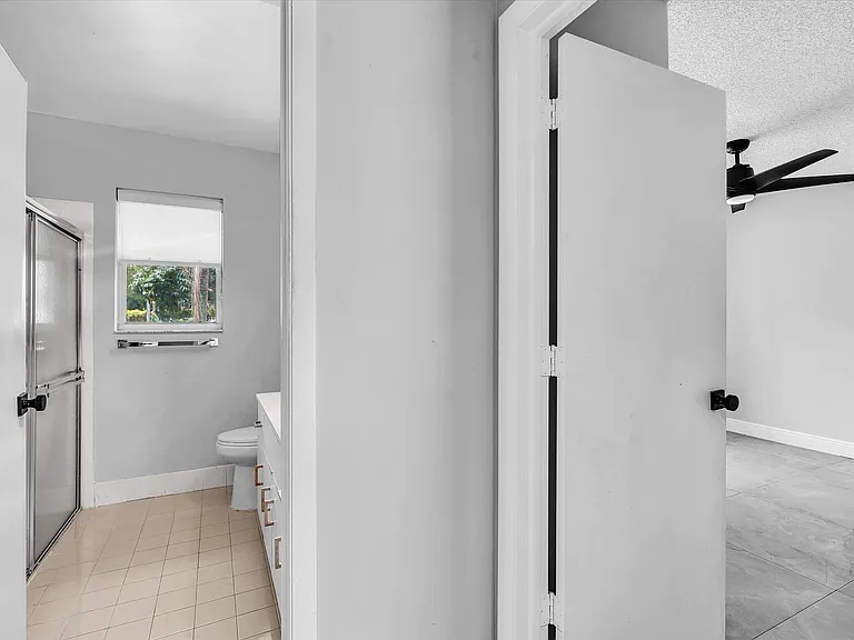 10434 NW 6th Ct — Photo 52