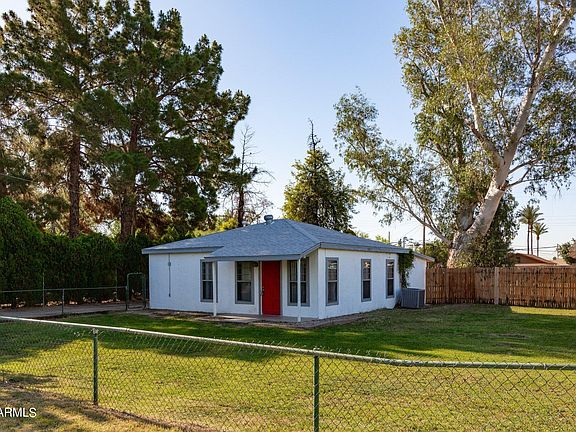 2nd image of 2625 W VISTA Avenue