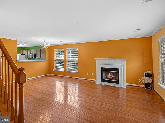 5th image of 1703 Fallowfield Ct