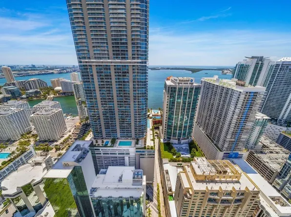 1060 Brickell Ave, Miami, FL