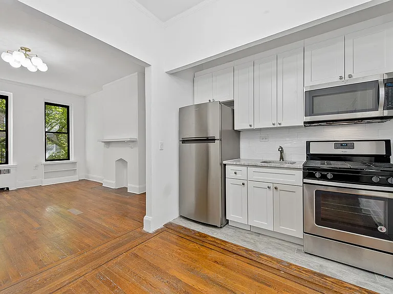337 E 85th St #3C — Photo 7
