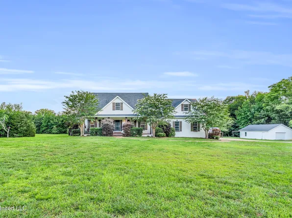 3557 S Hickory Grove Rd, Starkville, MS 39759