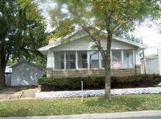 255 W Bourbonnais St, Kankakee, IL 60901