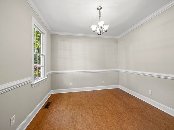 5th image of 3001 Windcove Pl
