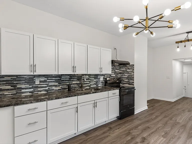 4617 S Benton Ave — Photo 11