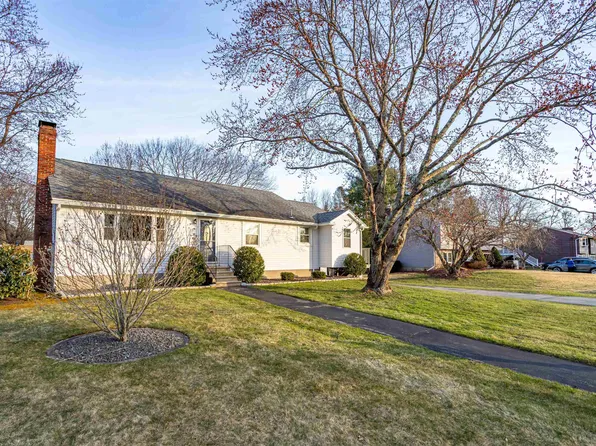 15 Bodwell Avenue, Salem, NH 03079