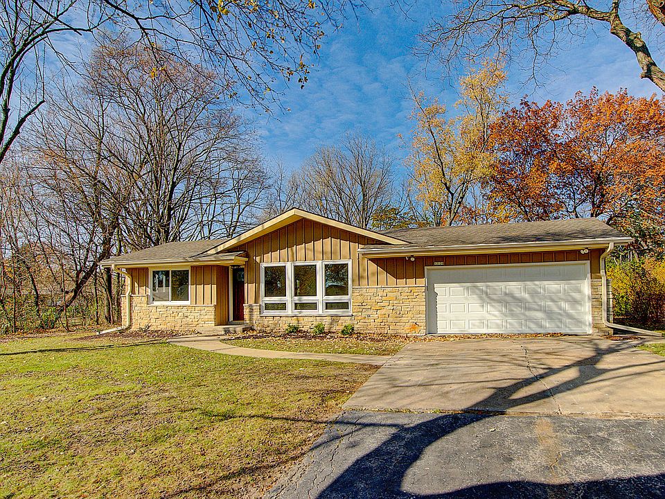 1st image of 12120 W Liberty Ct